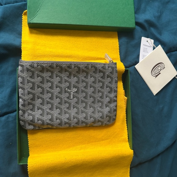 Grey Goyard Senat Pouch PM - Picture 1 of 11